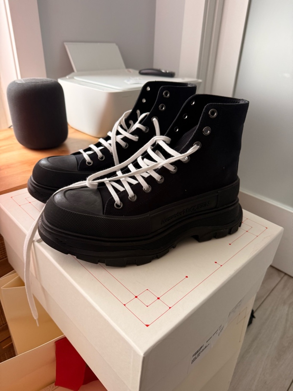 Alexander McQueen High Boot Tread Black